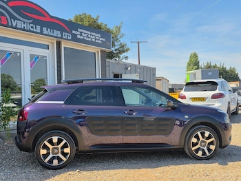 Used Citroen C4 Cactus 2016 for sale - 79472096: Photo