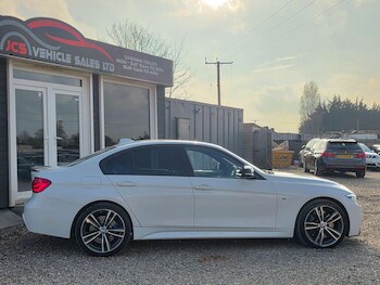 Used BMW 3 Series 2015 for sale - 77824873: Photo