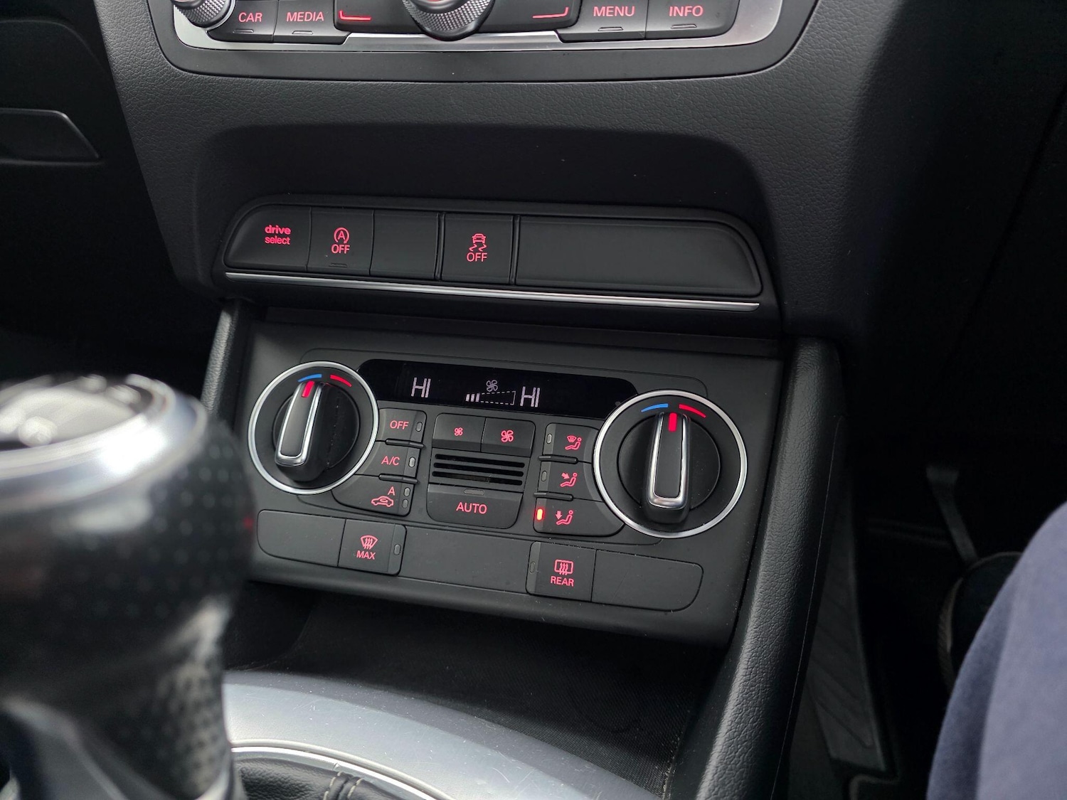 Used Audi Q3 2016 for sale - 77057612: Photo 28