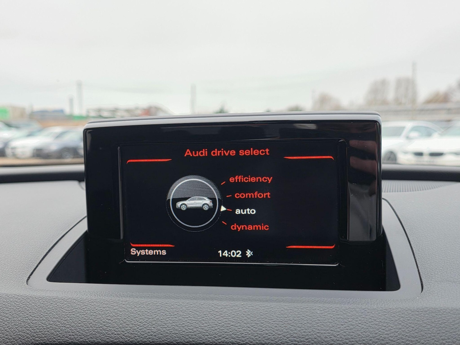 Used Audi Q3 2016 for sale - 77057612: Photo 34