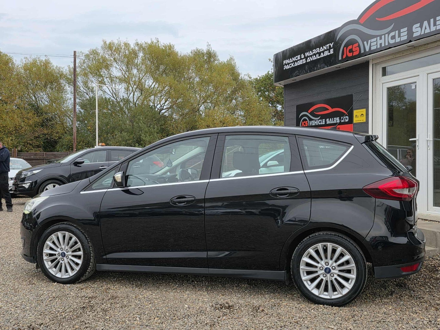 Used Ford C-Max 2016 for sale - 76599409: Photo 11