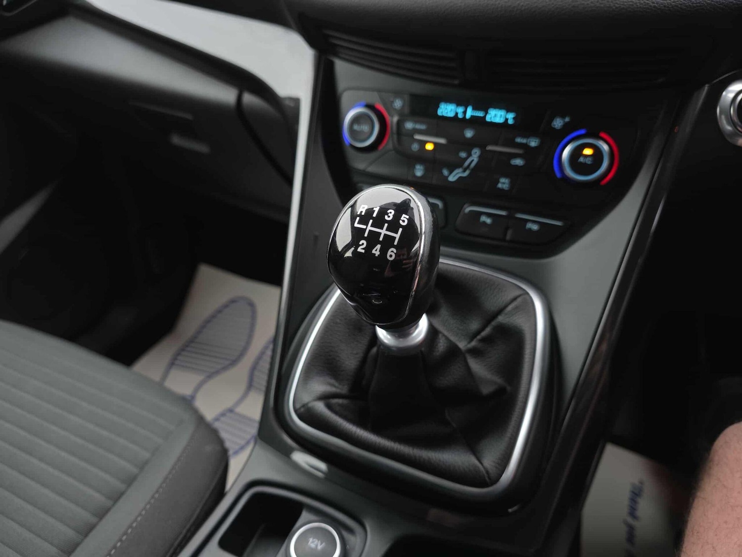 Used Ford C-Max 2016 for sale - 76599409: Photo 22