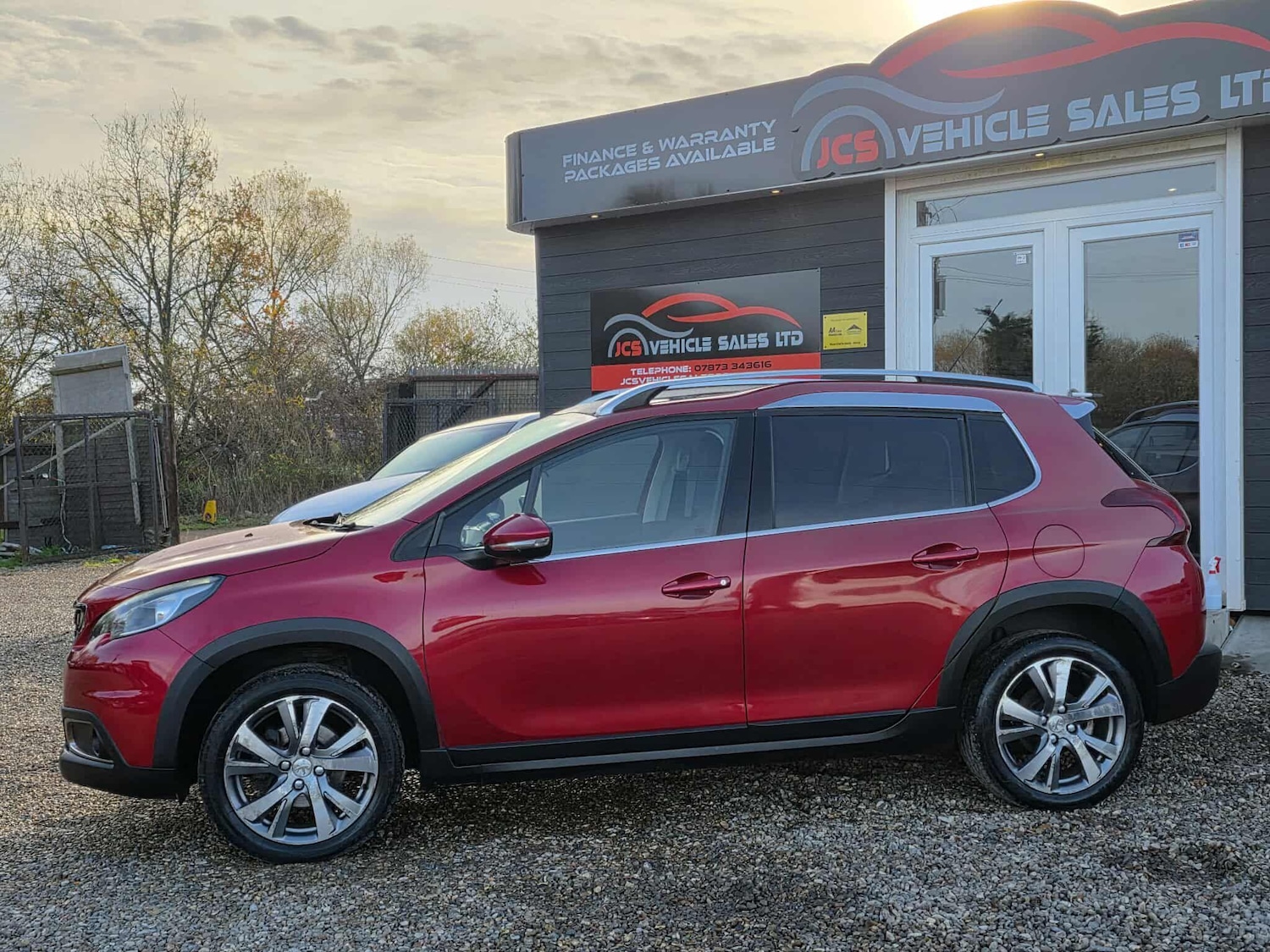 Used Peugeot 2008 2017 for sale - 76599407: Photo 9