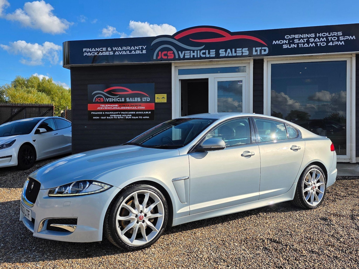 Used Jaguar XF 2014 for sale - 76989331: Photo 10