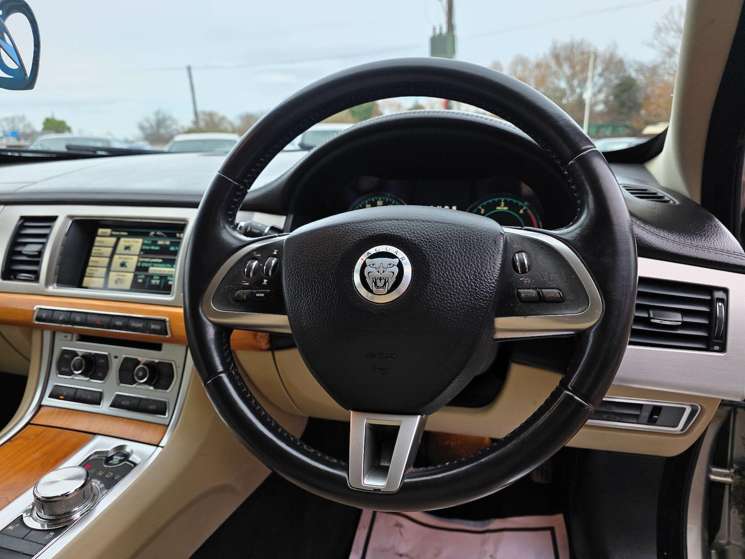 Used Jaguar XF 2013 for sale - 76886765: Photo 22