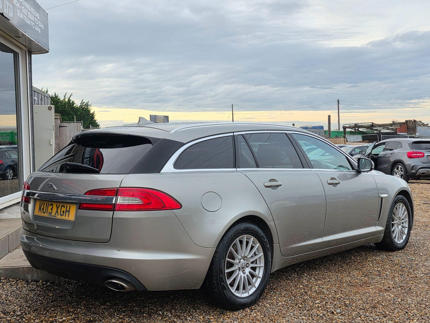 Used Jaguar XF 2013 for sale - 76886765: Photo 7