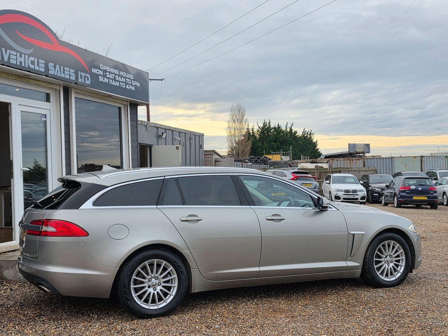 Used Jaguar XF 2013 for sale - 76886765: Photo 8