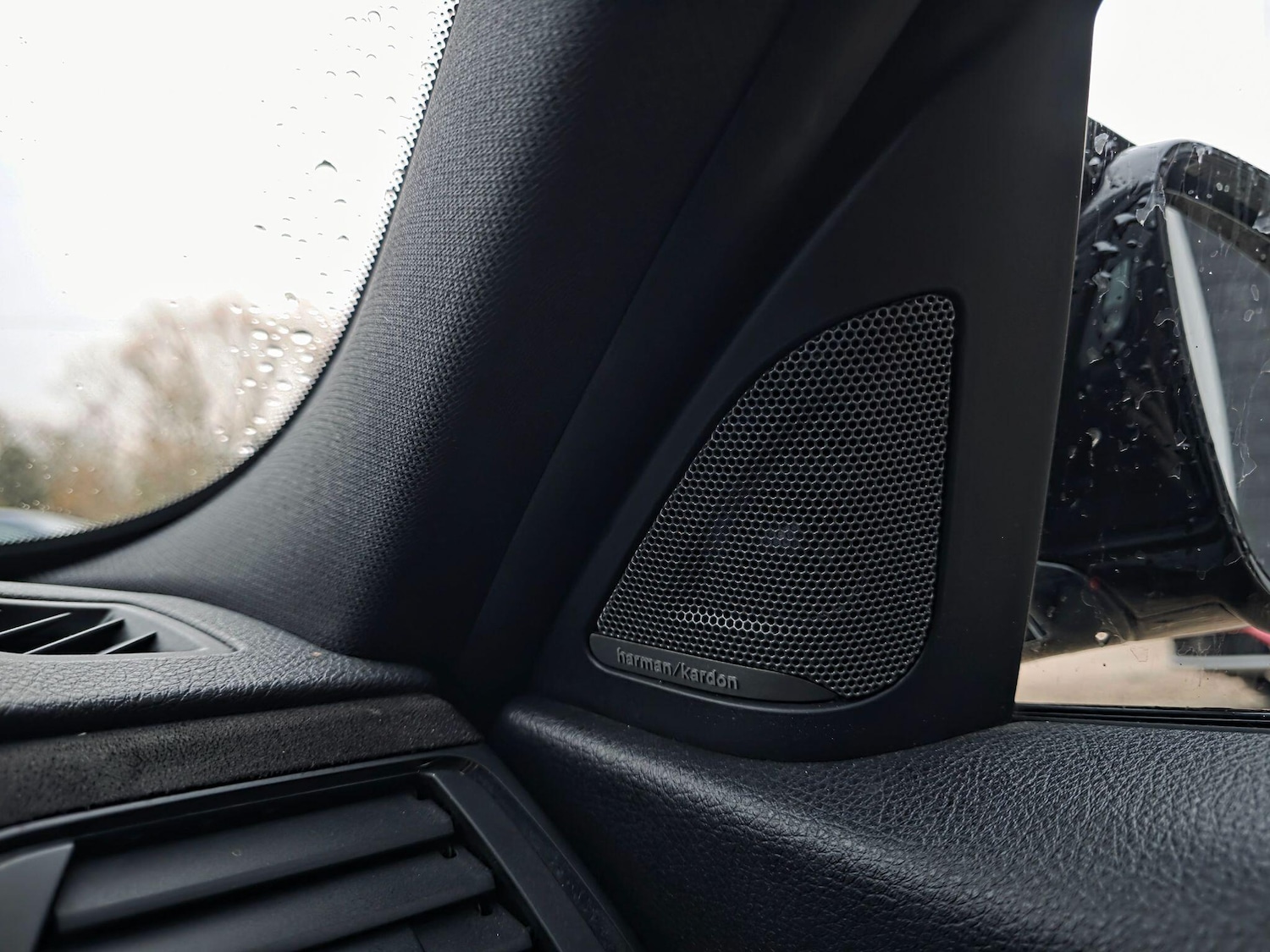 Used BMW 3 Series 2015 for sale - 77909658: Photo 43