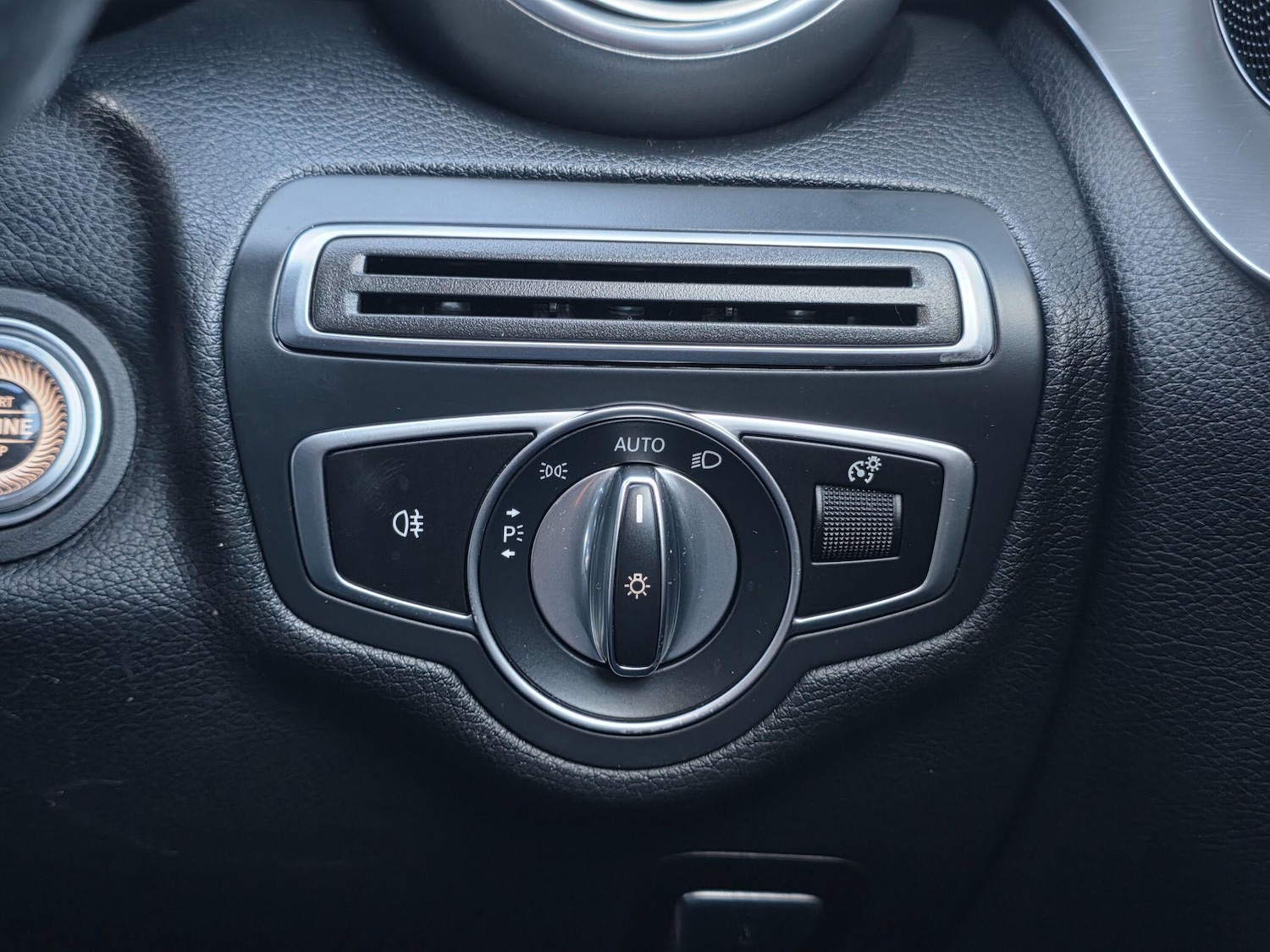 Used Mercedes-Benz C Class 2019 for sale - 77163431: Photo 32