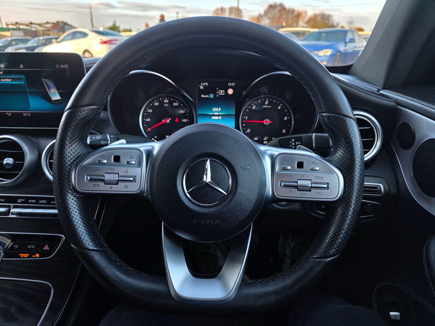 Used Mercedes-Benz C Class 2019 for sale - 77163431: Photo 33