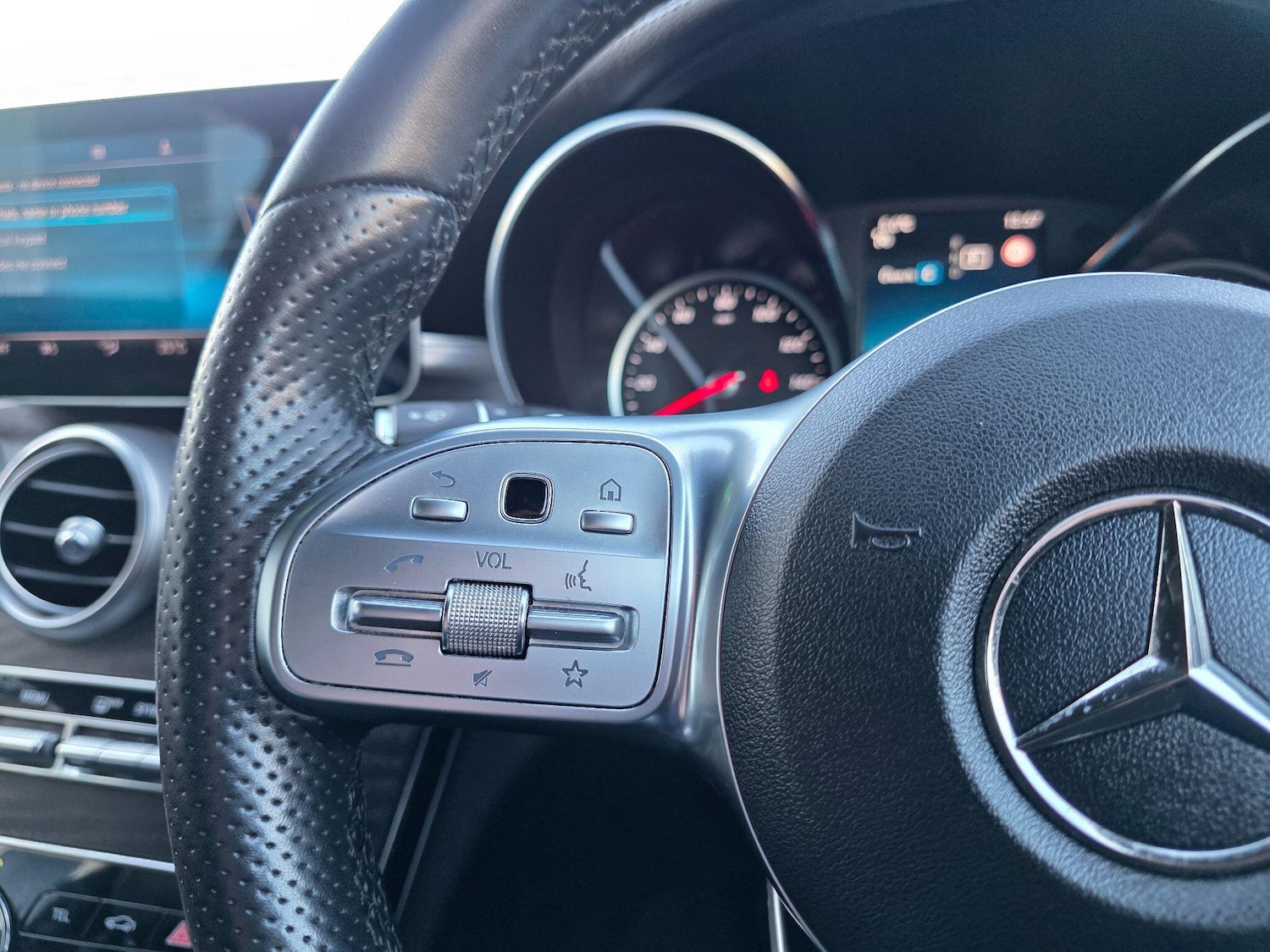 Used Mercedes-Benz C Class 2019 for sale - 77163431: Photo 35