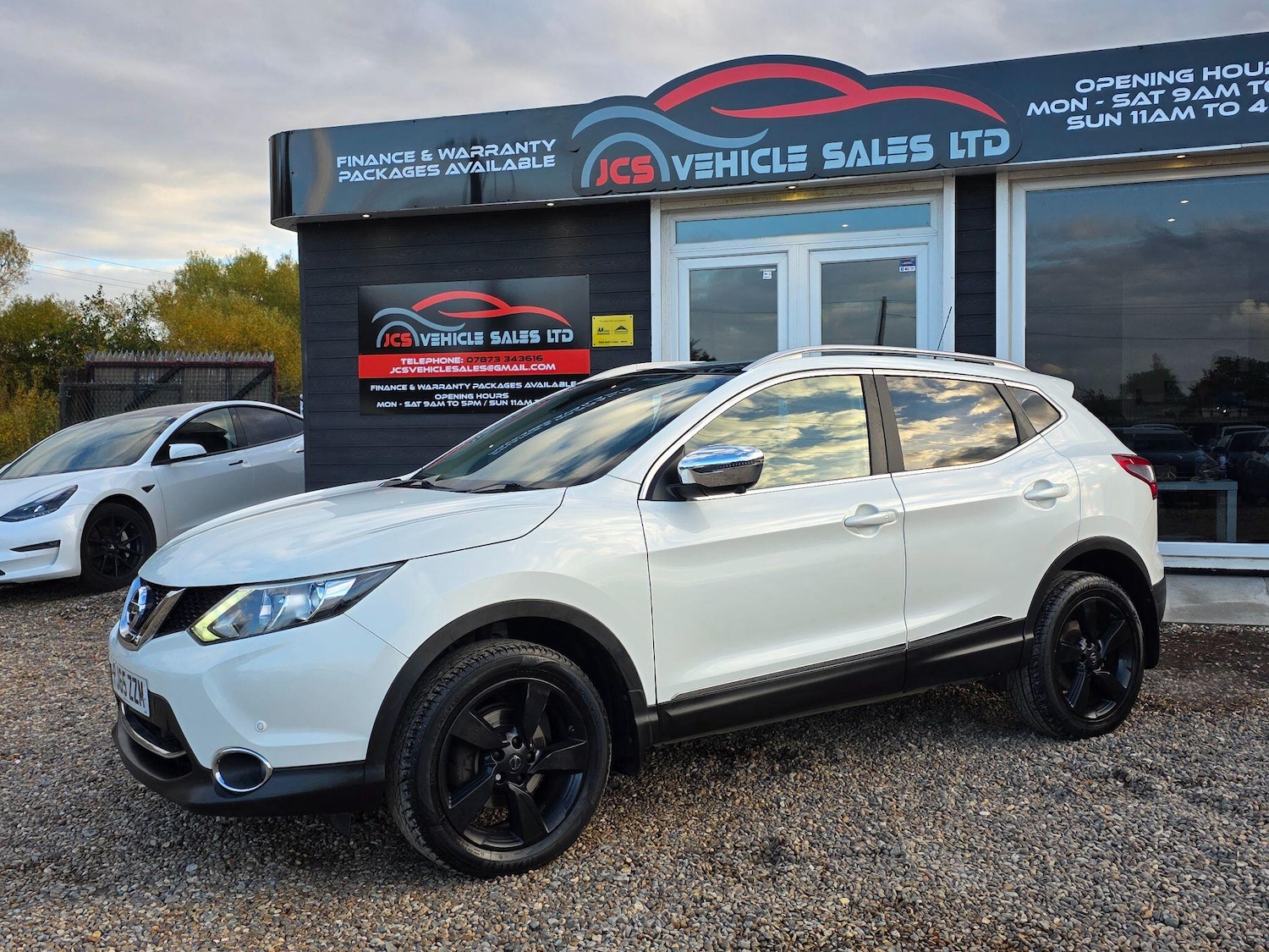 Used Nissan Qashqai 2015 for sale - 76599420: Photo 10