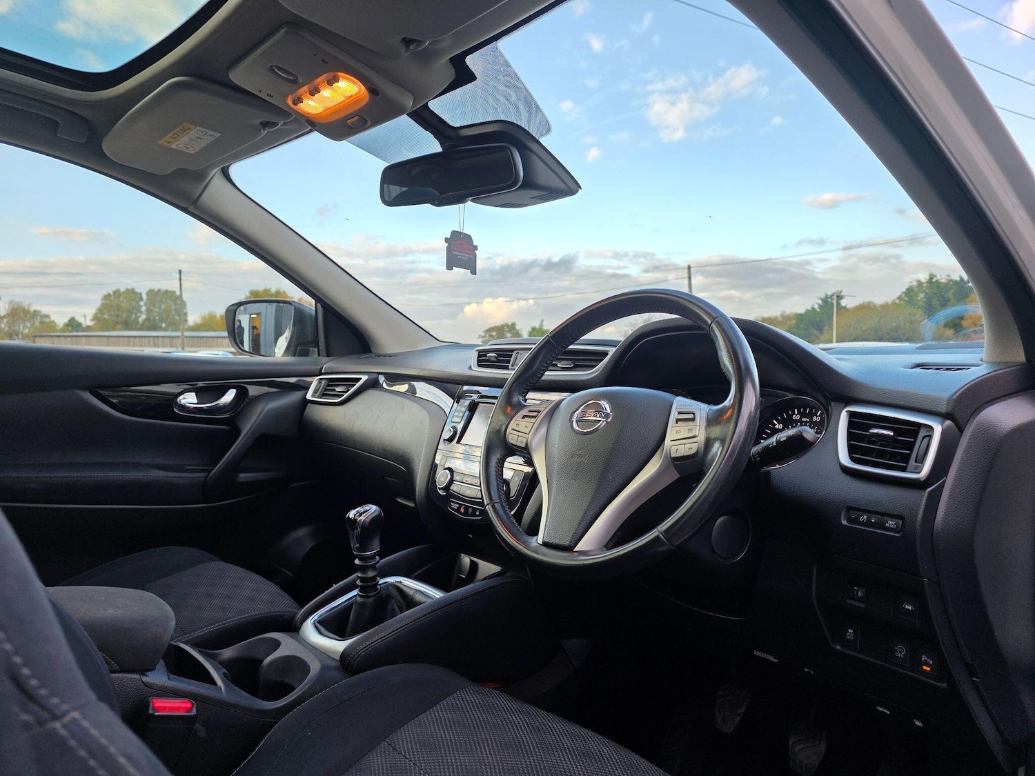 Used Nissan Qashqai 2015 for sale - 76599420: Photo 13