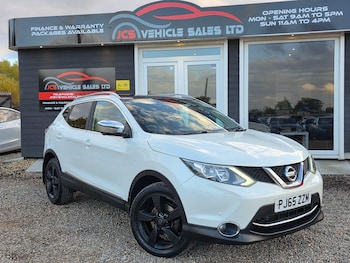 Used Nissan Qashqai 2015 for sale - 76599420: Photo