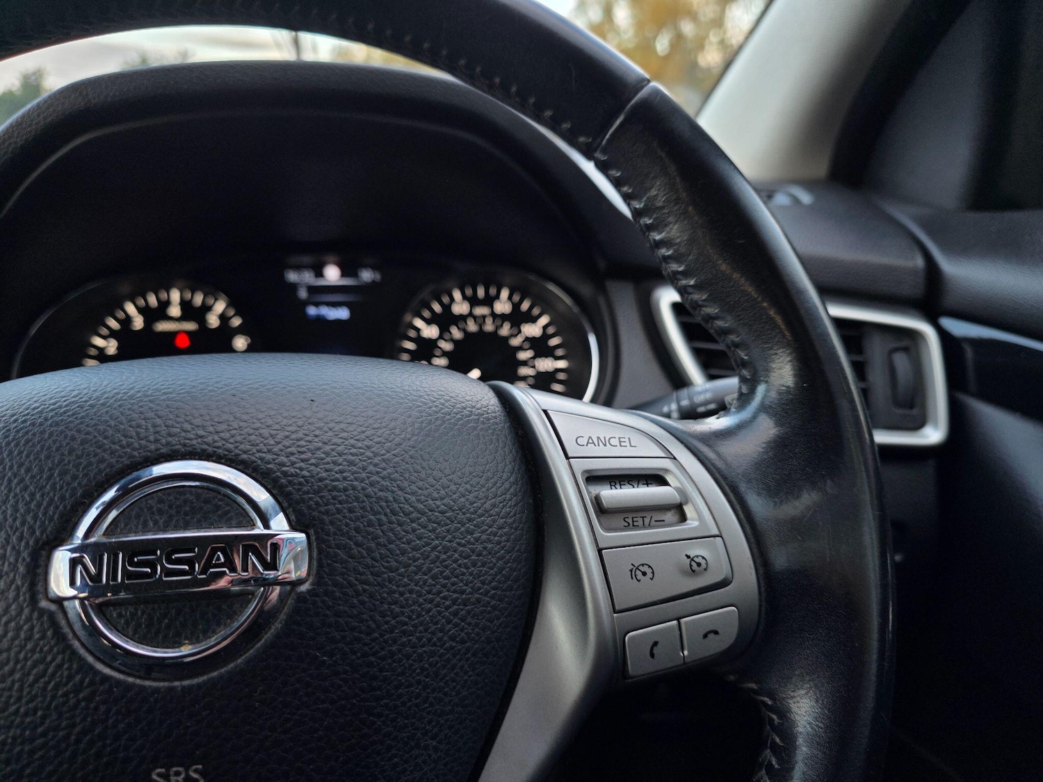 Used Nissan Qashqai 2015 for sale - 76599420: Photo 31