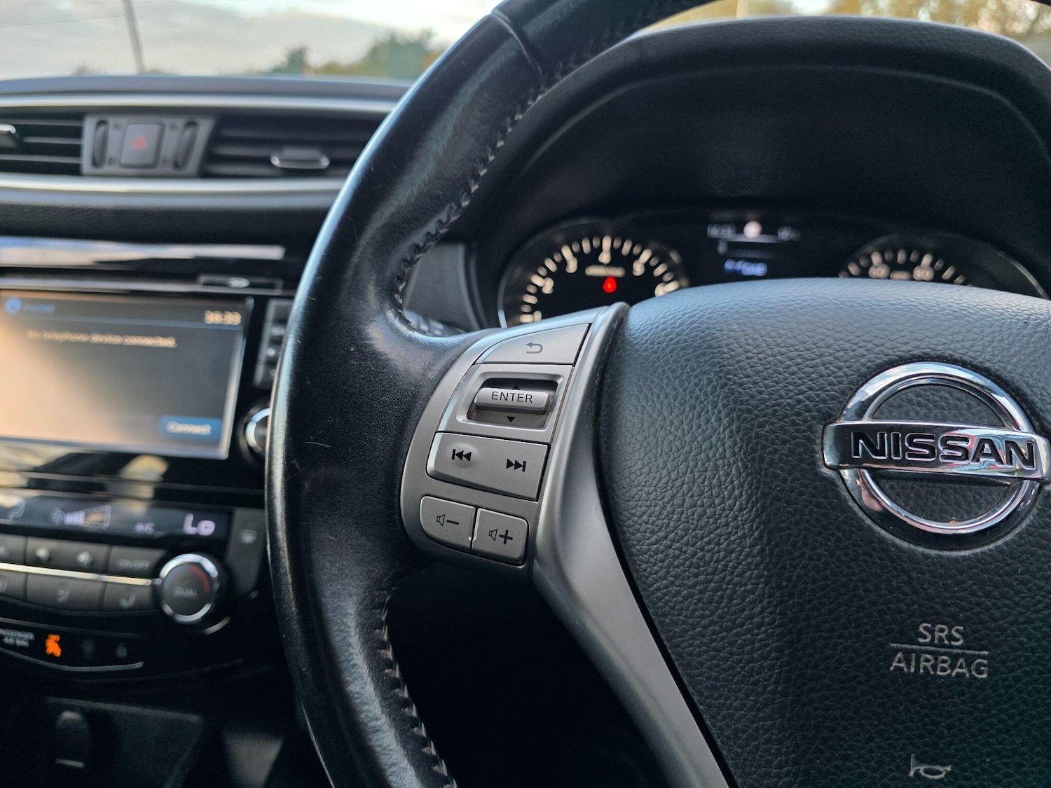 Used Nissan Qashqai 2015 for sale - 76599420: Photo 33