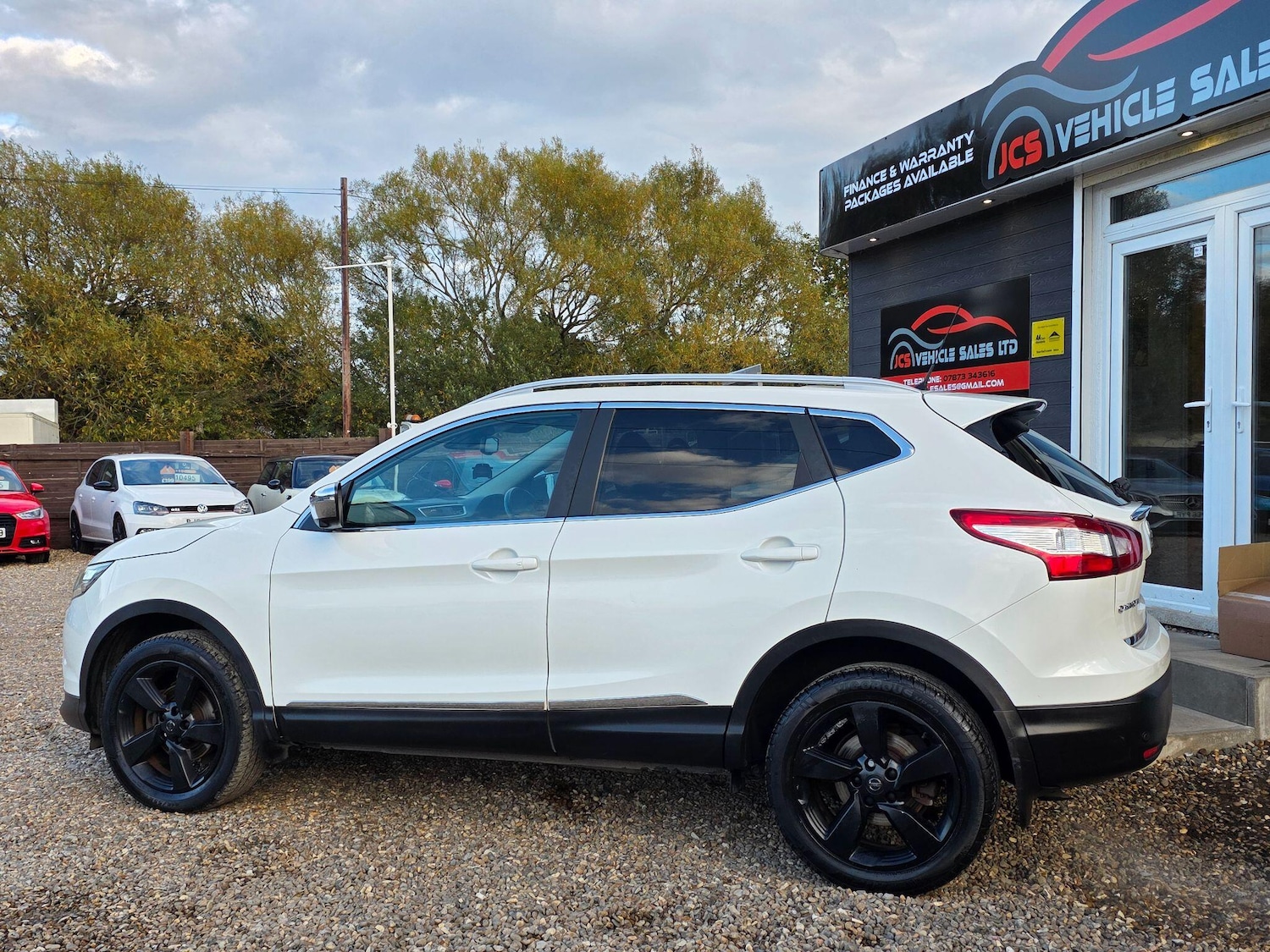 Used Nissan Qashqai 2015 for sale - 76599420: Photo 8