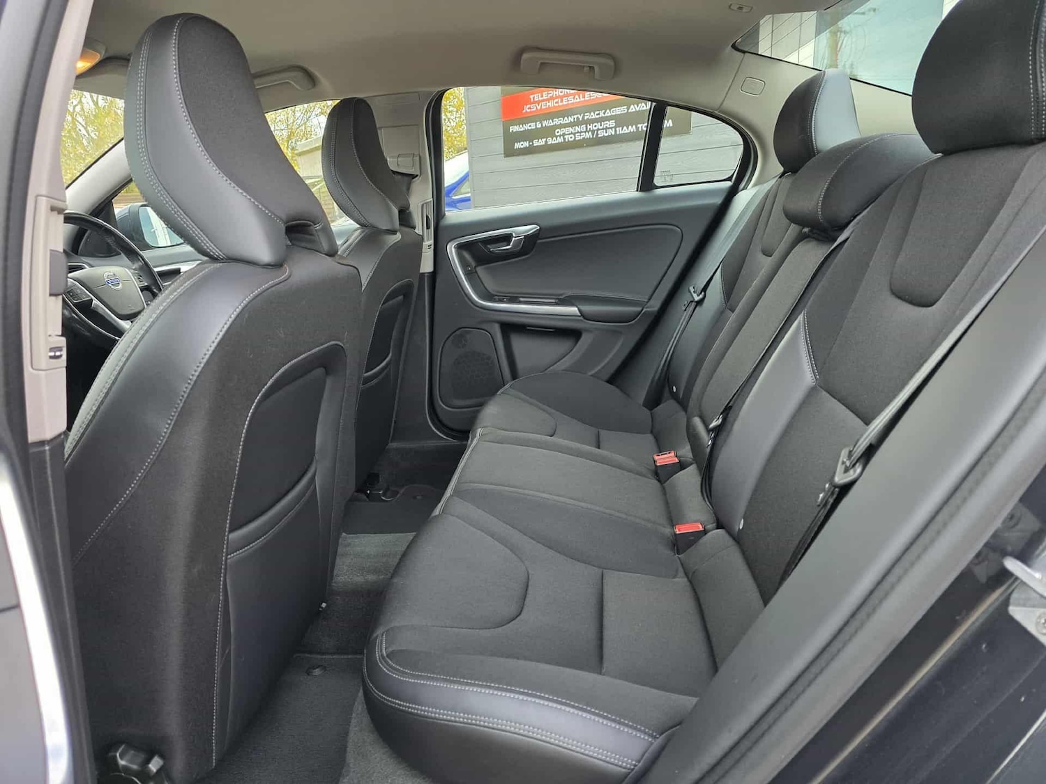 Used Volvo S60 2016 for sale - 76599419: Photo 16