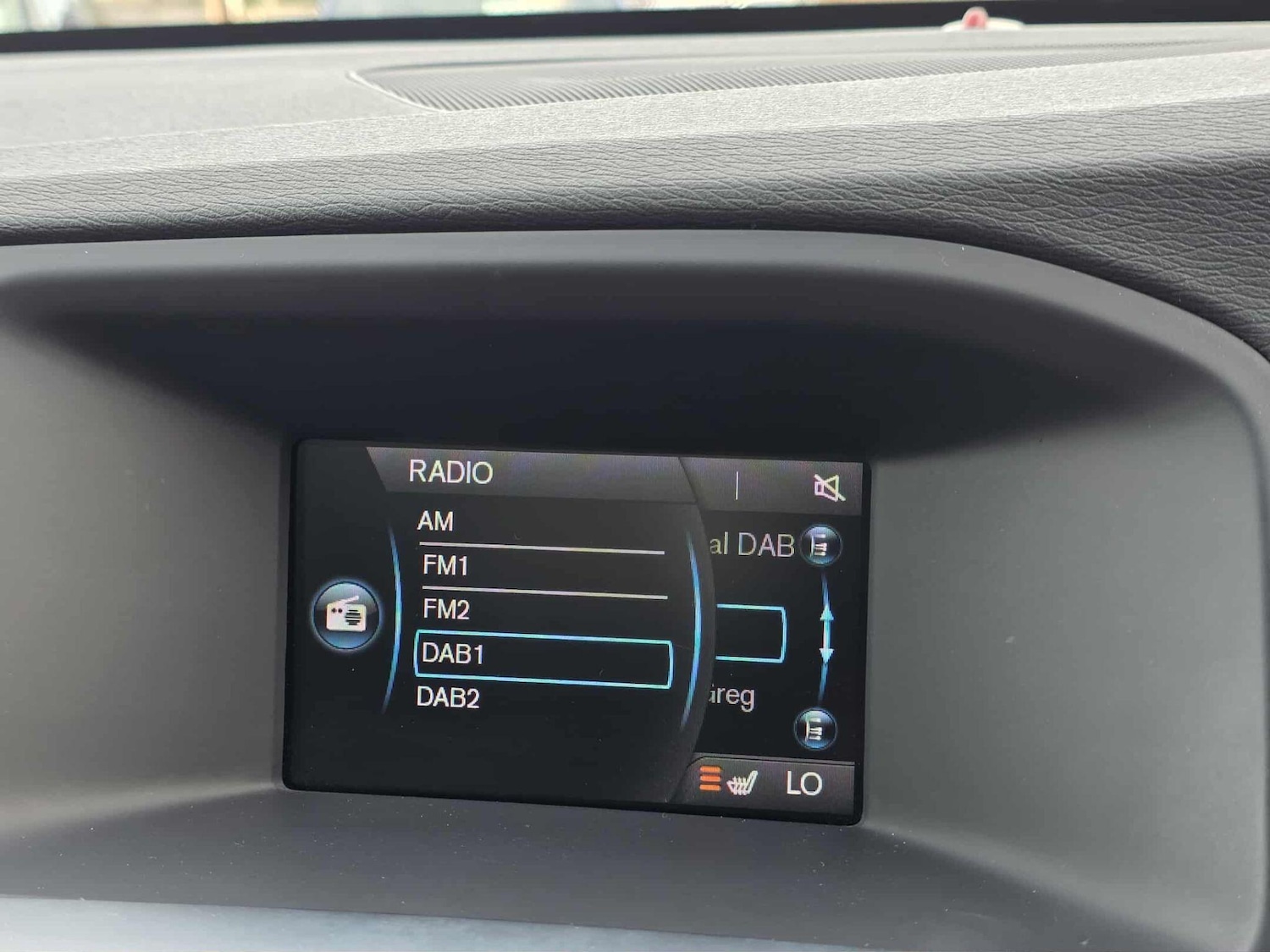 Used Volvo S60 2016 for sale - 76599419: Photo 25