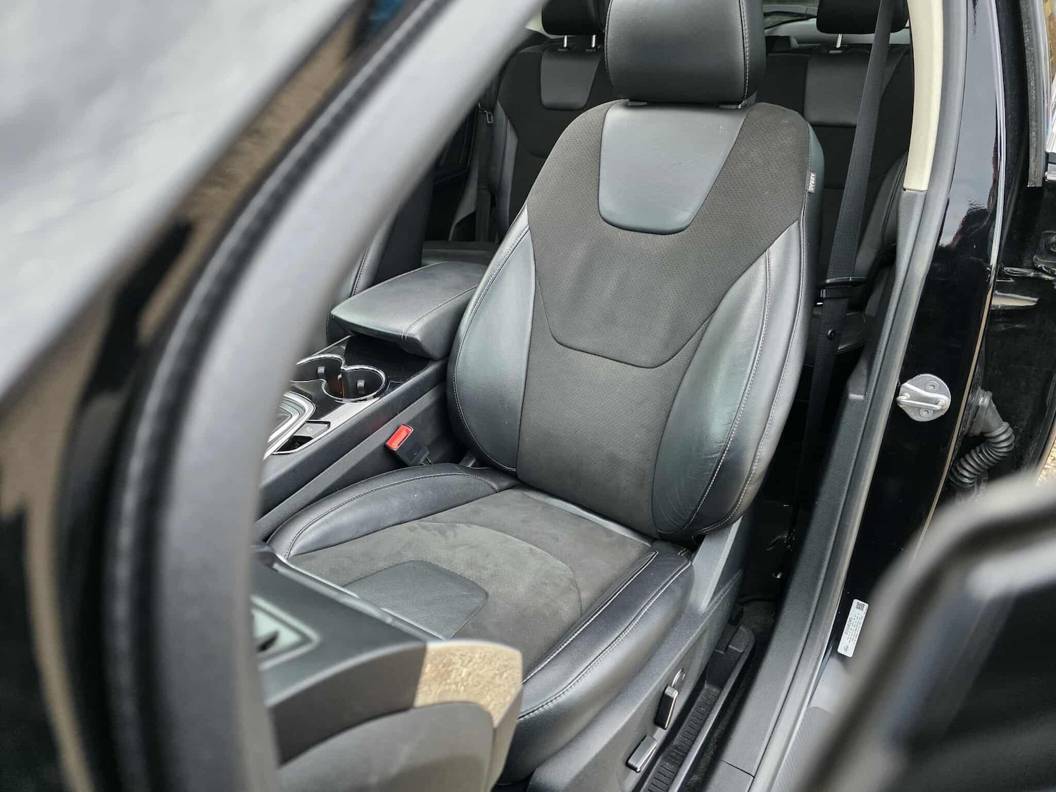 Used Ford Edge 2017 for sale - 76599418: Photo 18