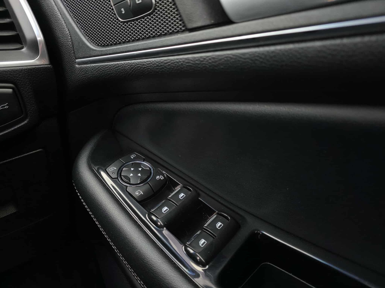 Used Ford Edge 2017 for sale - 76599418: Photo 37