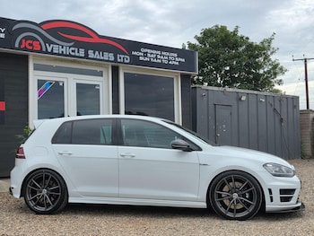 Used Volkswagen Golf 2015 for sale - 78772138: Photo