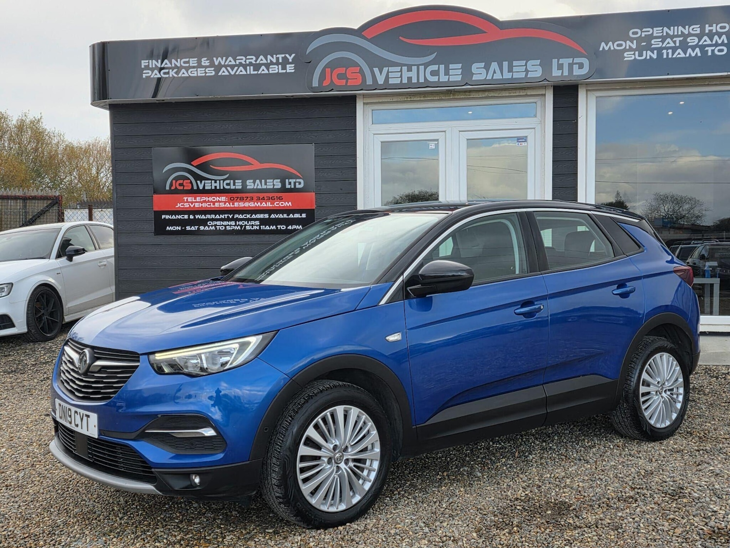 Used Vauxhall Grandland X 2019 for sale - 76633589: Photo 2