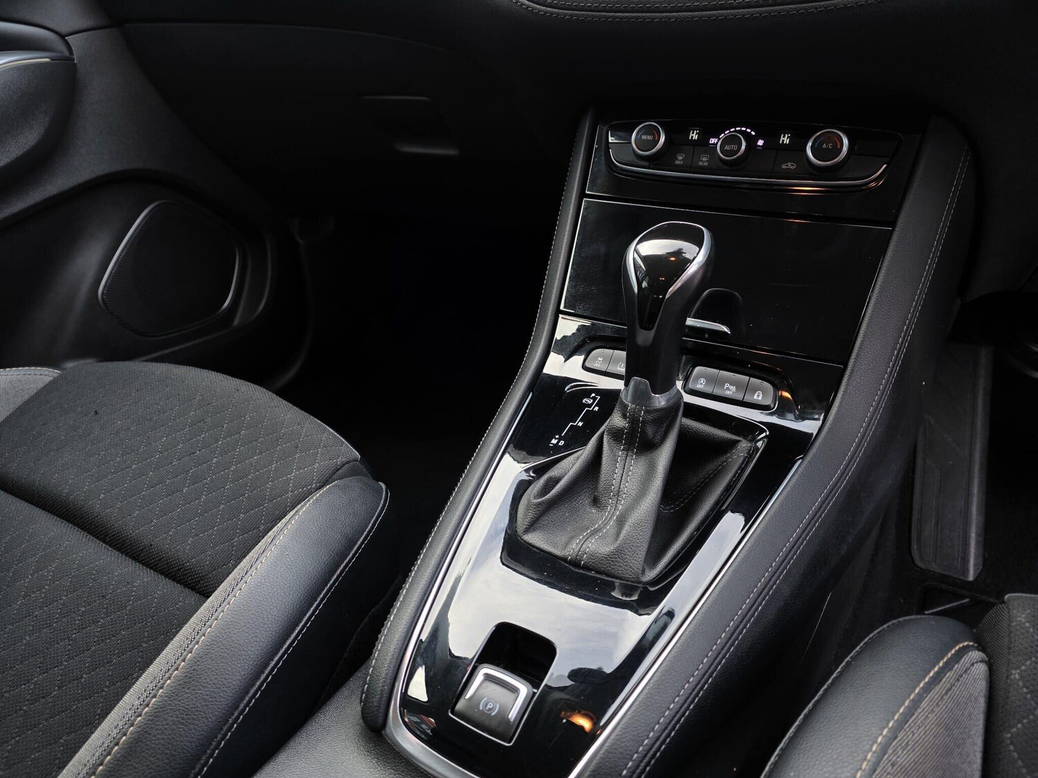 Used Vauxhall Grandland X 2019 for sale - 76633589: Photo 21