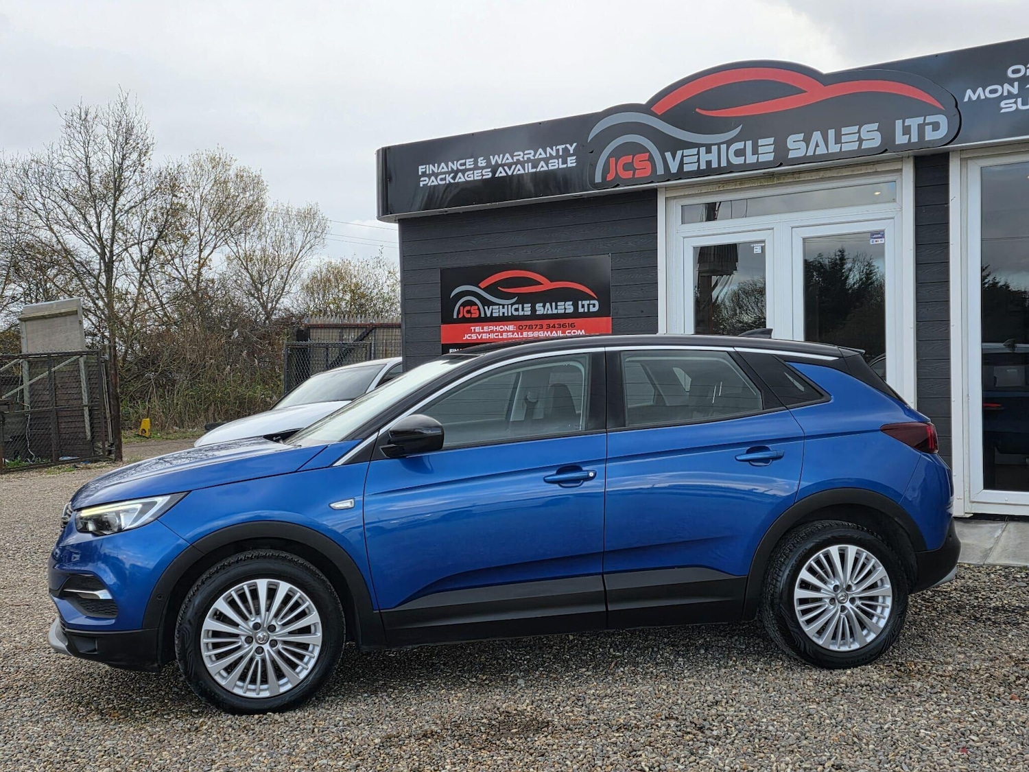 Used Vauxhall Grandland X 2019 for sale - 76633589: Photo 3