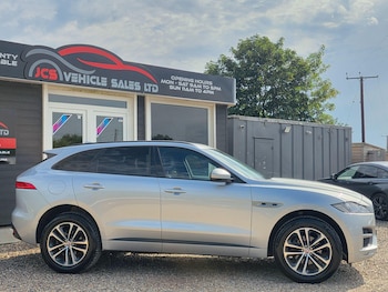 Used Jaguar F-Pace 2018 for sale - 79039200: Photo