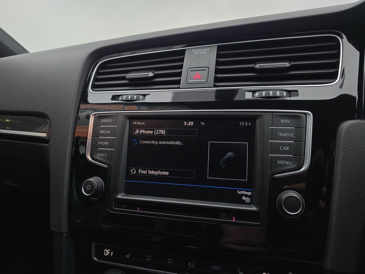 Used Volkswagen Golf 2016 for sale - 76599422: Photo 24