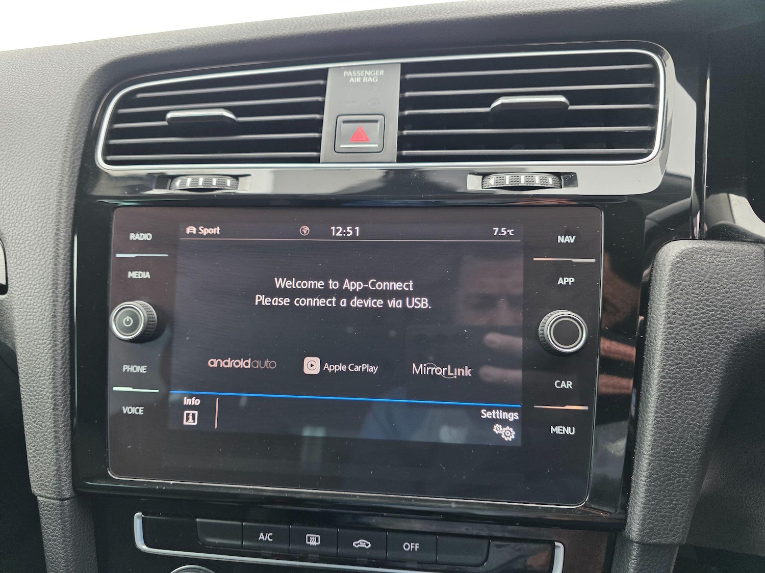 Used Volkswagen Golf 2018 for sale - 77625327: Photo 26