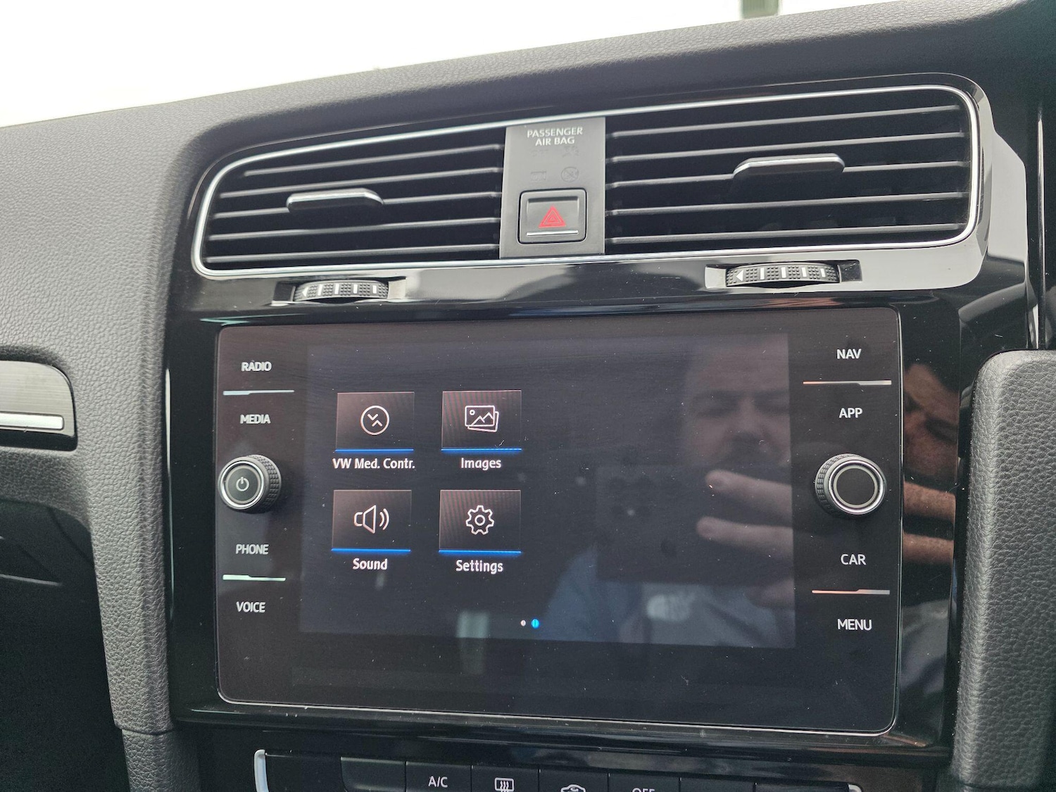 Used Volkswagen Golf 2018 for sale - 77625327: Photo 29