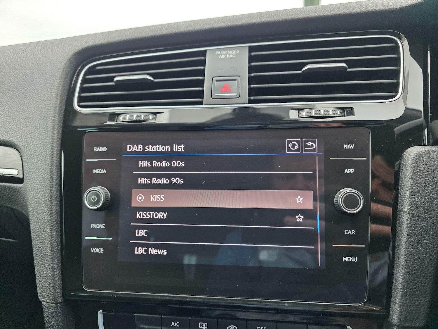 Used Volkswagen Golf 2018 for sale - 77625327: Photo 31