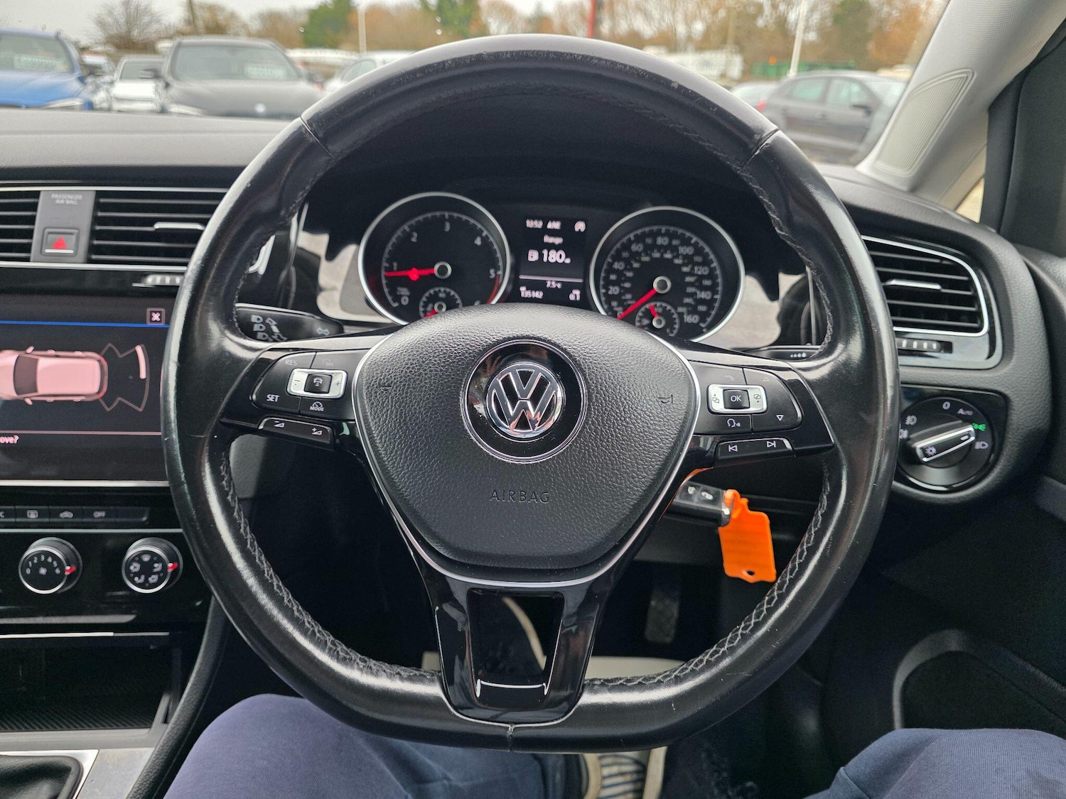 Used Volkswagen Golf 2018 for sale - 77625327: Photo 35