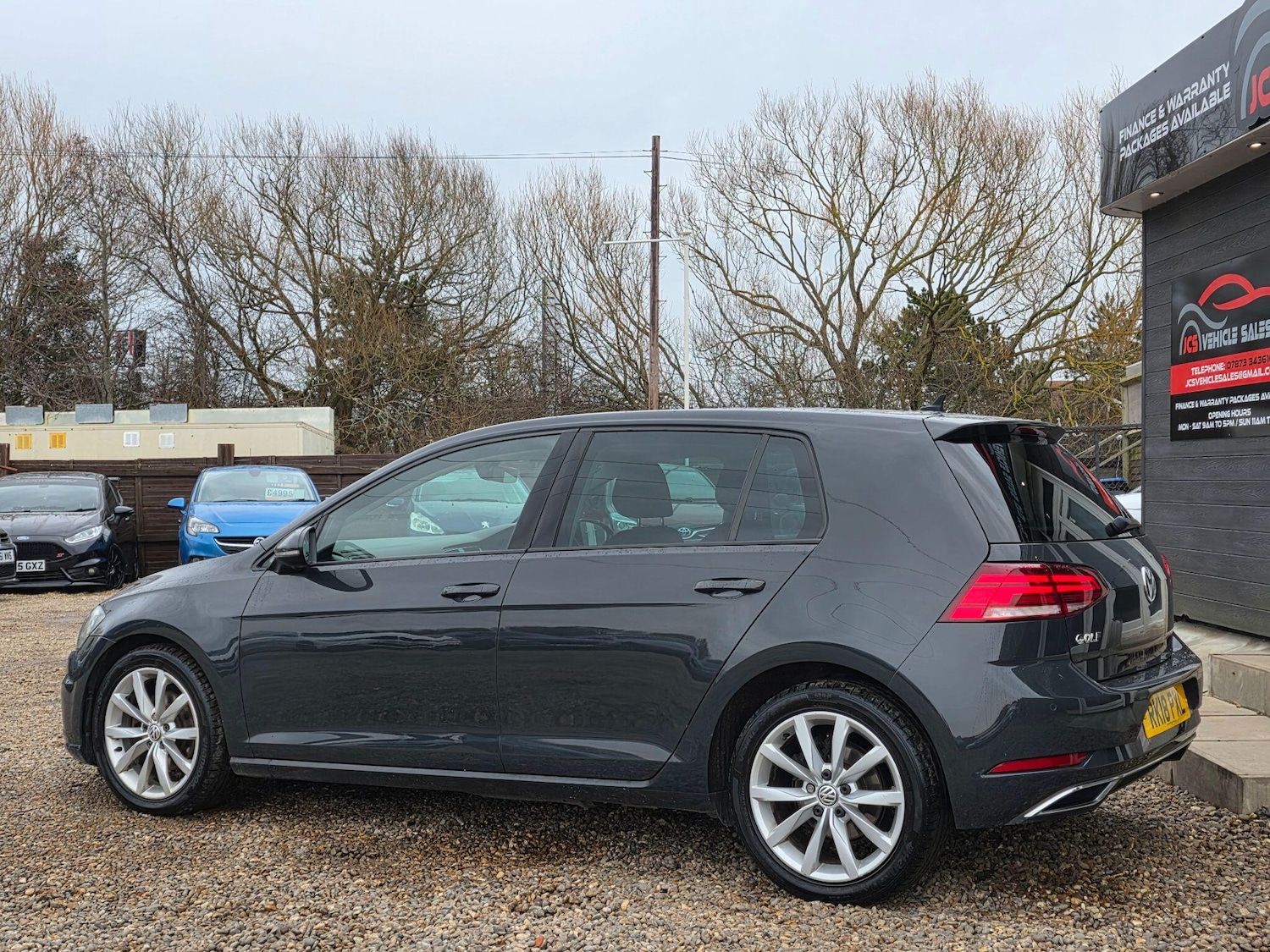 Used Volkswagen Golf 2018 for sale - 77625327: Photo 9