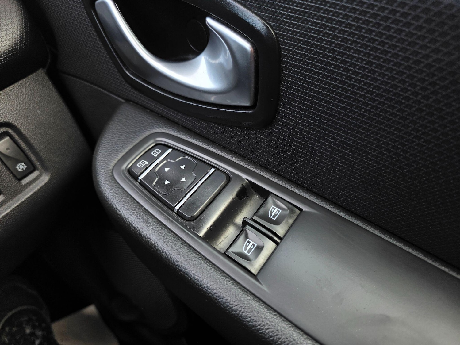 Used Renault Clio 2023 for sale - 77637649: Photo 27