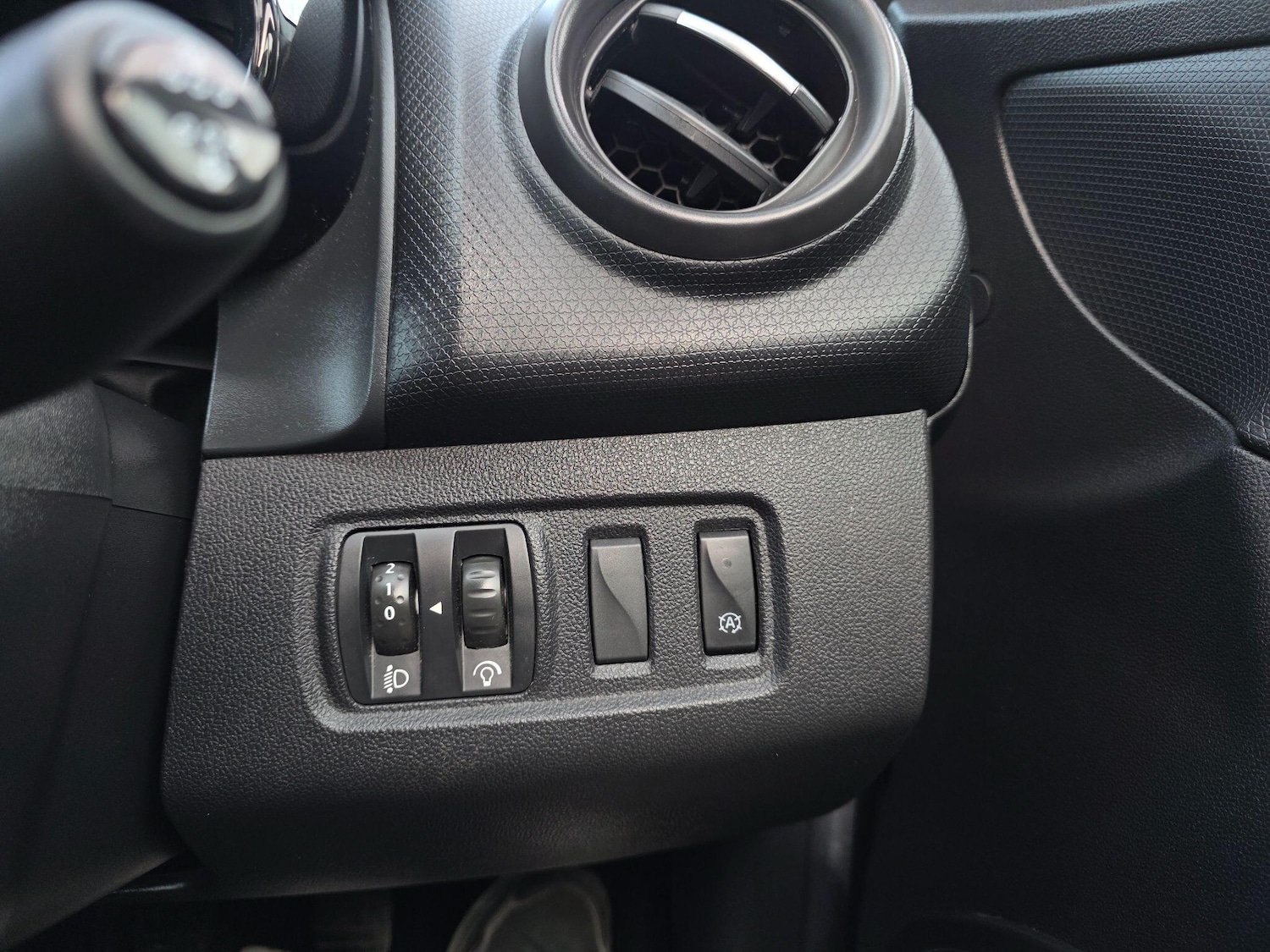 Used Renault Clio 2023 for sale - 77637649: Photo 28