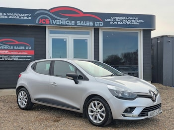 Used Renault Clio 2023 for sale - 77637649: Photo