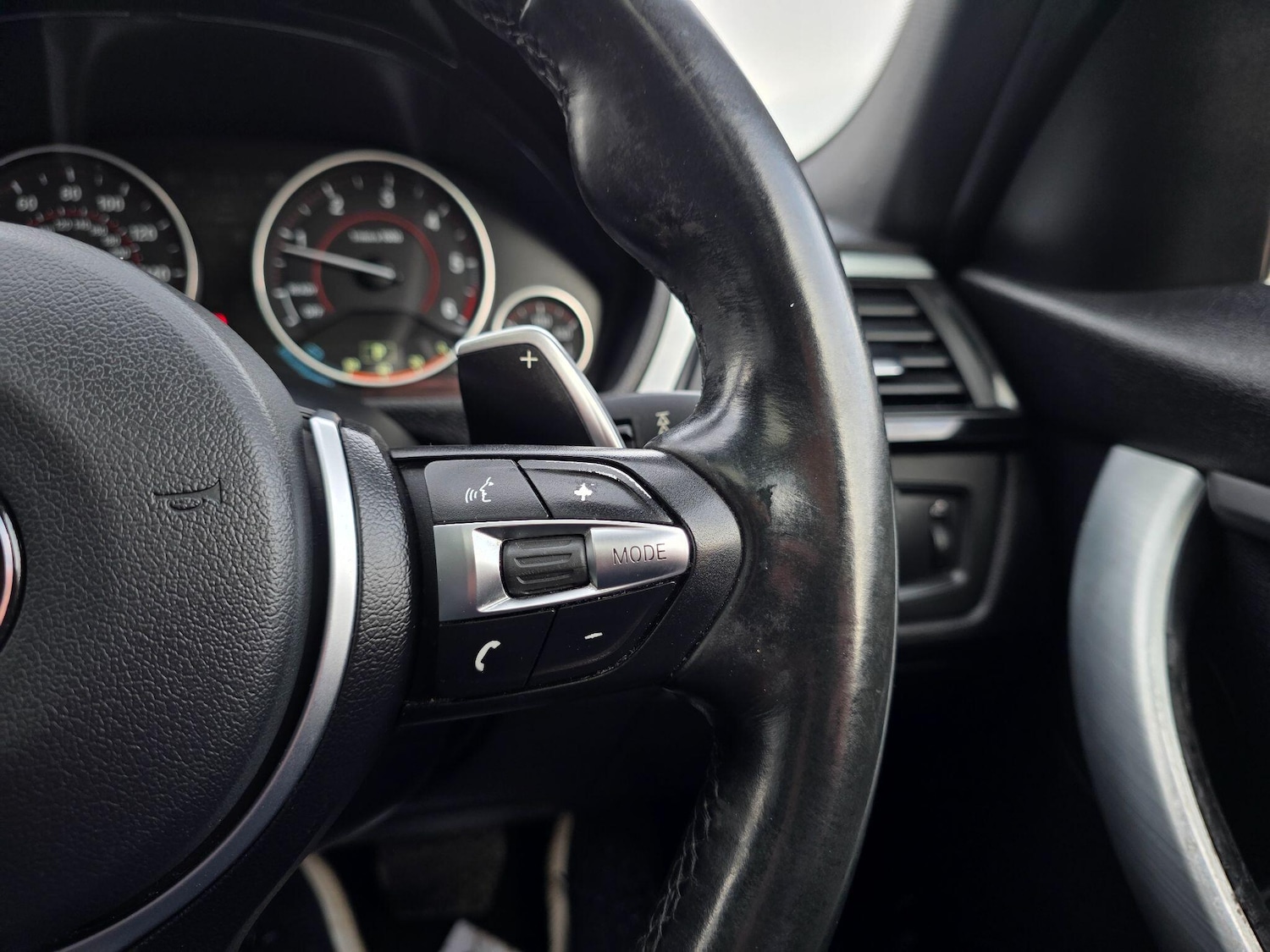 Used BMW 3 Series 2013 for sale - 77291349: Photo 41