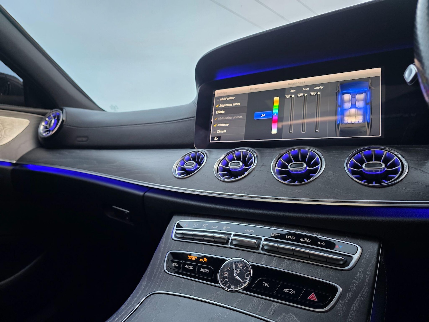 Used Mercedes-Benz CLS 2018 for sale - 77203776: Photo 28