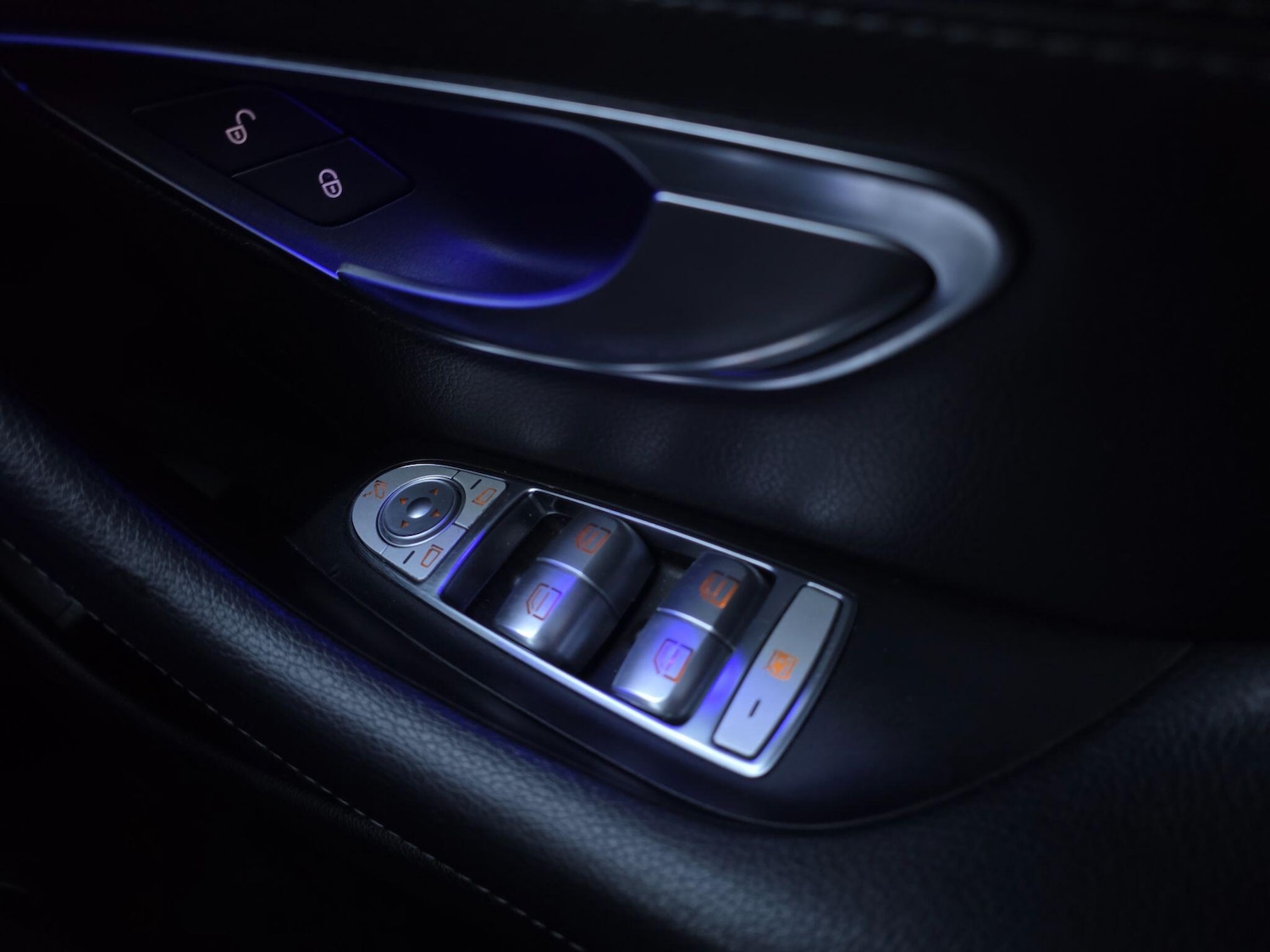 Used Mercedes-Benz CLS 2018 for sale - 77203776: Photo 40