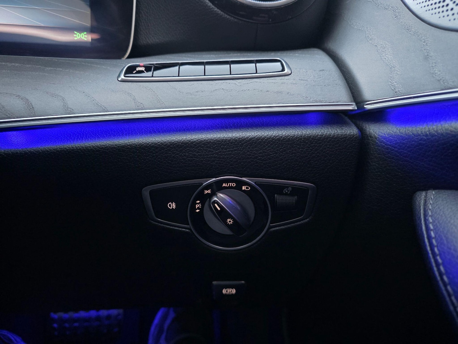 Used Mercedes-Benz CLS 2018 for sale - 77203776: Photo 41