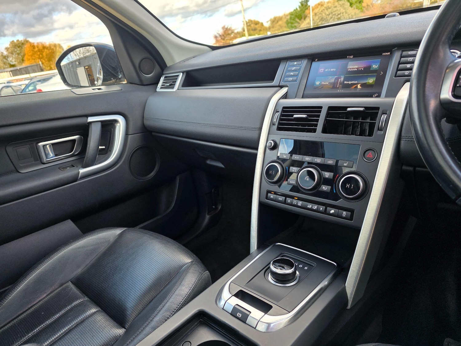 Used Land Rover Discovery Sport for sale - 76996875: Photo 23