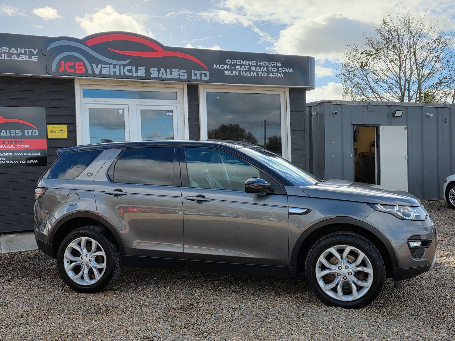 Used Land Rover Discovery Sport for sale - 76996875: Photo 3