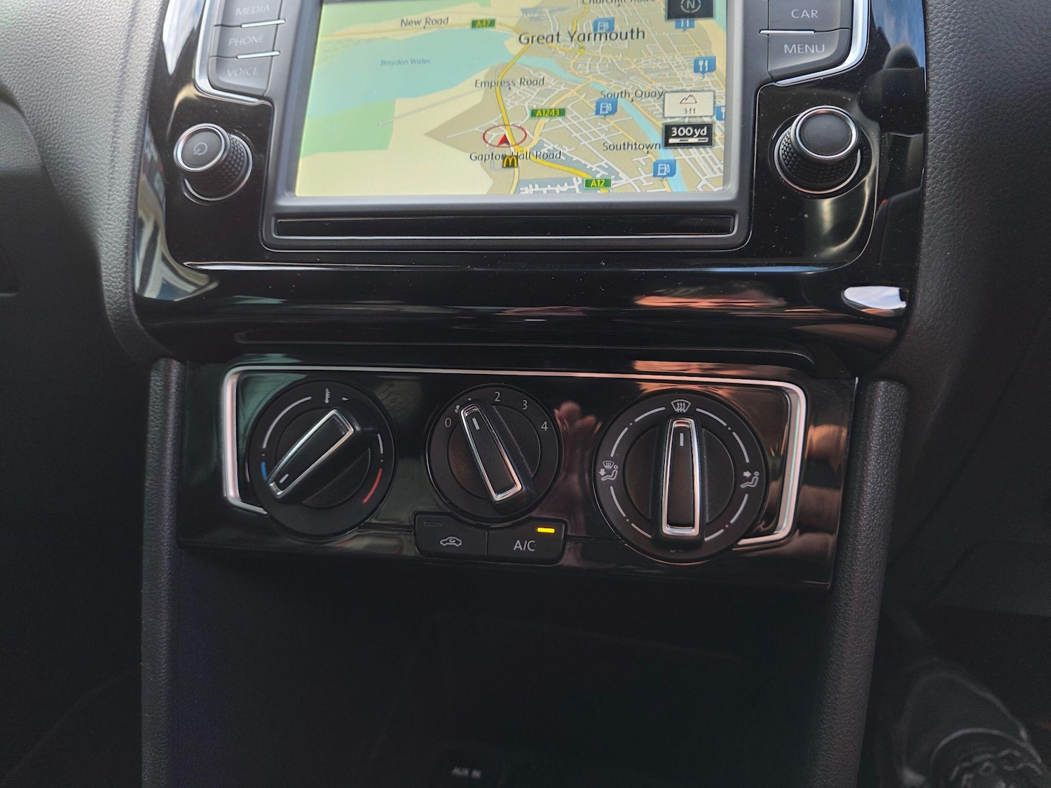 Used Volkswagen Polo 2016 for sale - 77131189: Photo 24