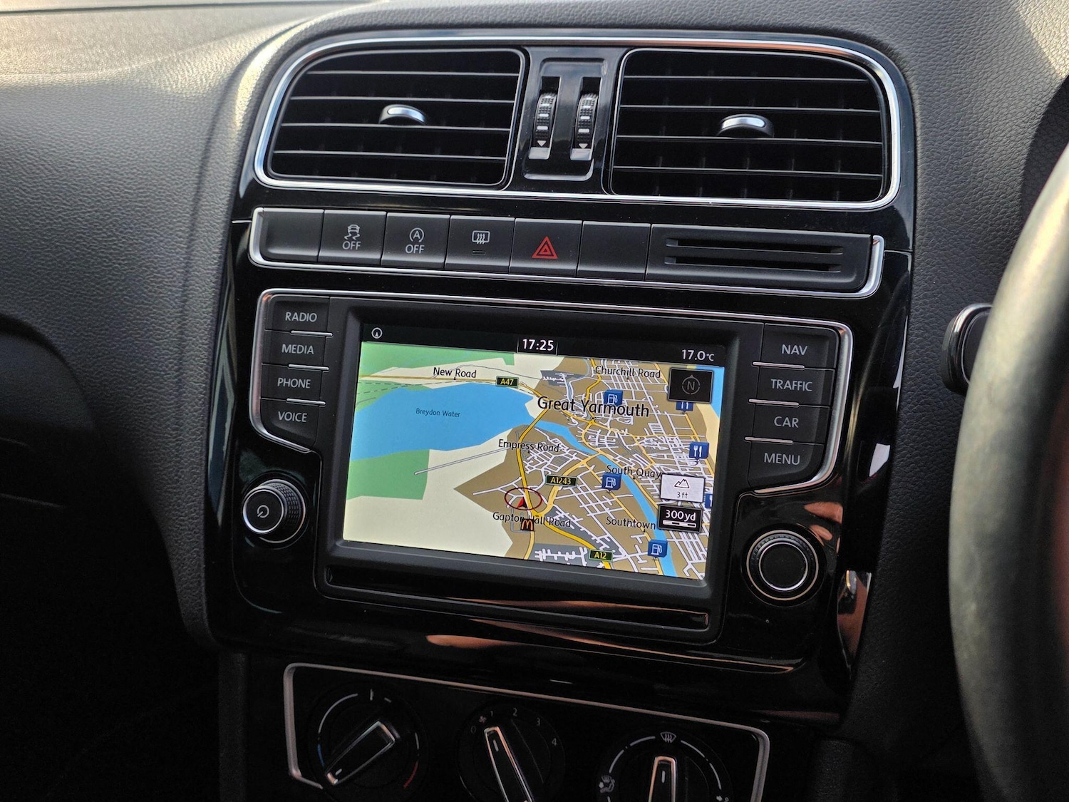 Used Volkswagen Polo 2016 for sale - 77131189: Photo 25