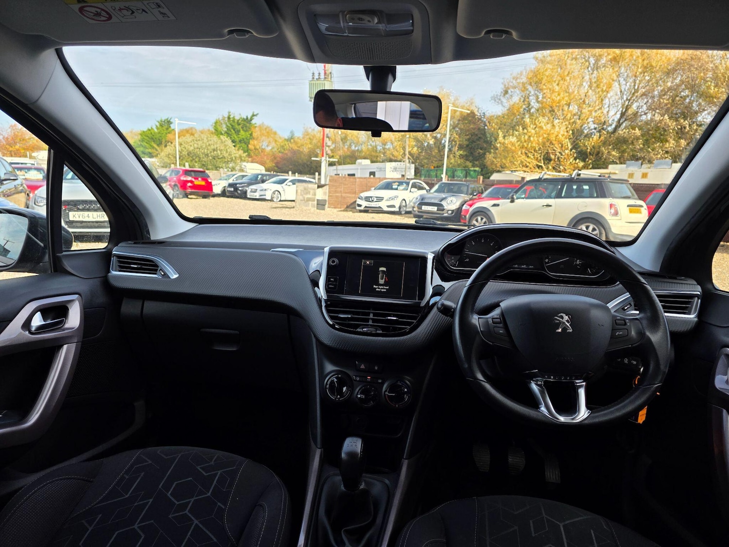 Used Peugeot 2008 2015 for sale - 76599457: Photo 19