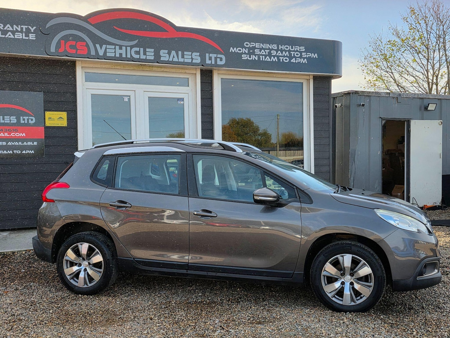 Used Peugeot 2008 2015 for sale - 76599457: Photo 3