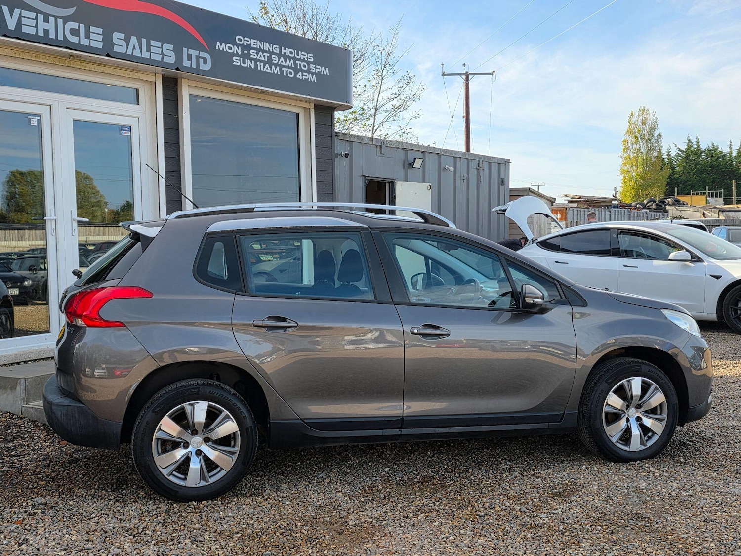 Used Peugeot 2008 2015 for sale - 76599457: Photo 4
